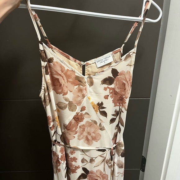 Dress forum size small pink flowered dress - Picture 2 of 4